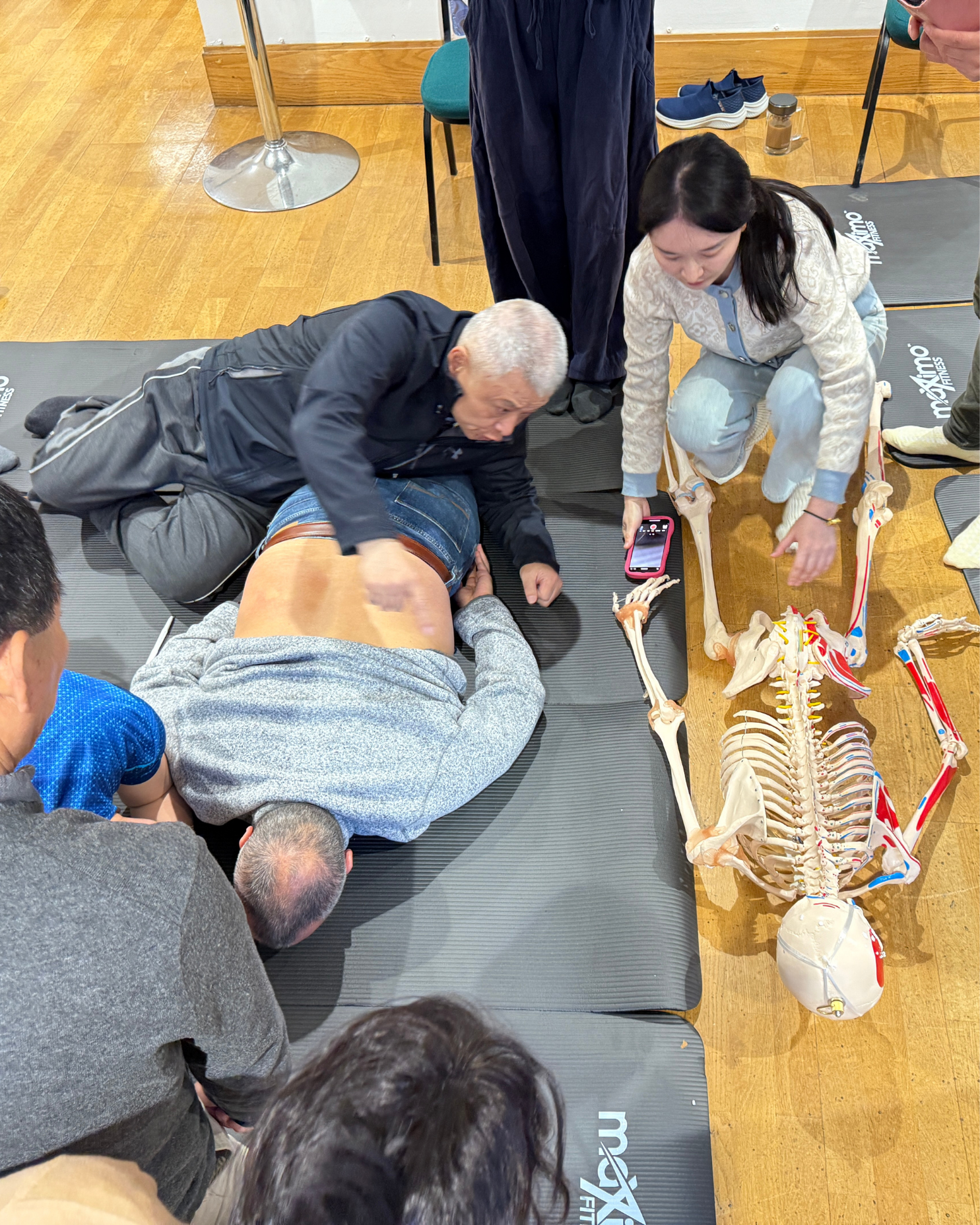 jianmin floor man skeleton